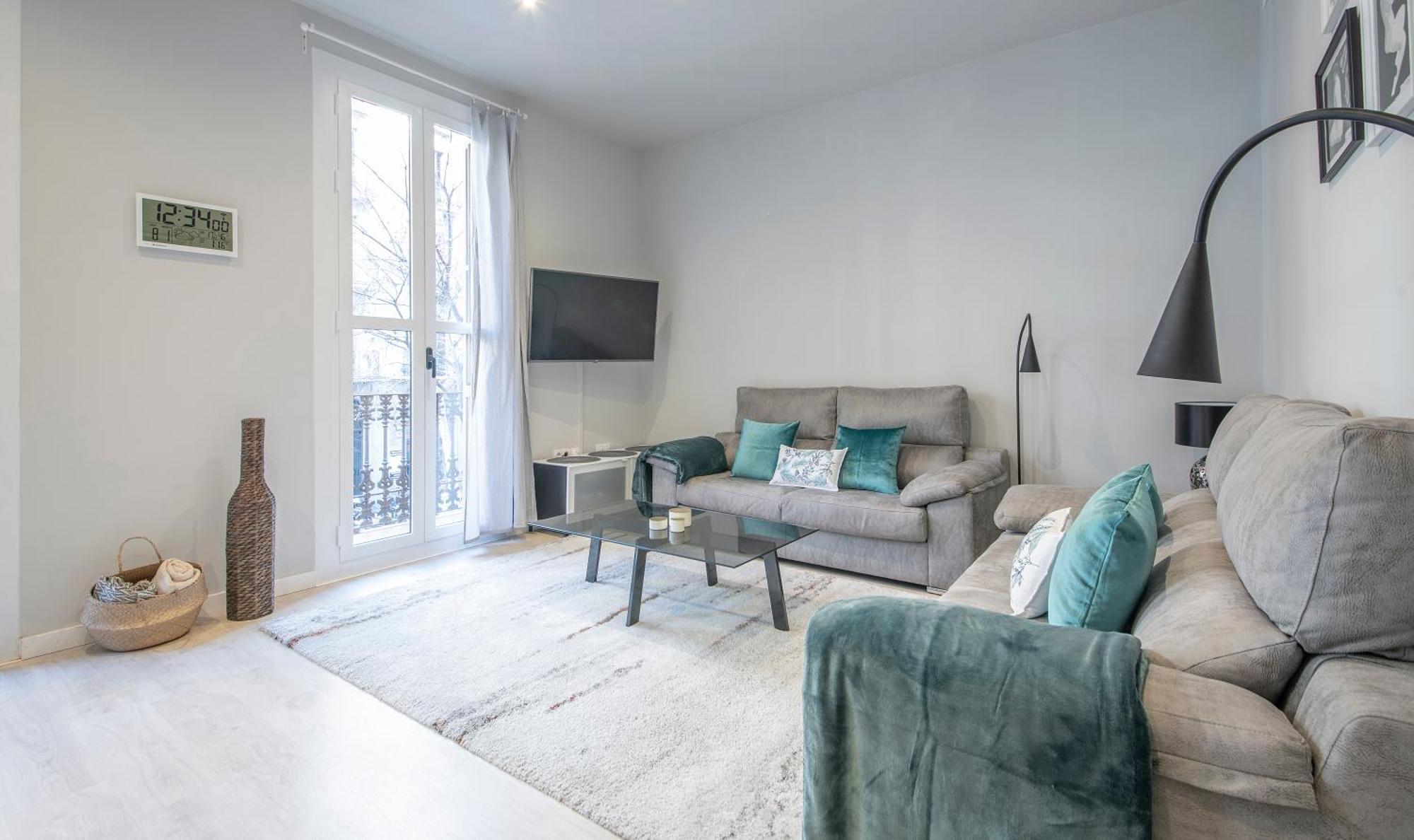 4 En Calle Rosello Stylish *